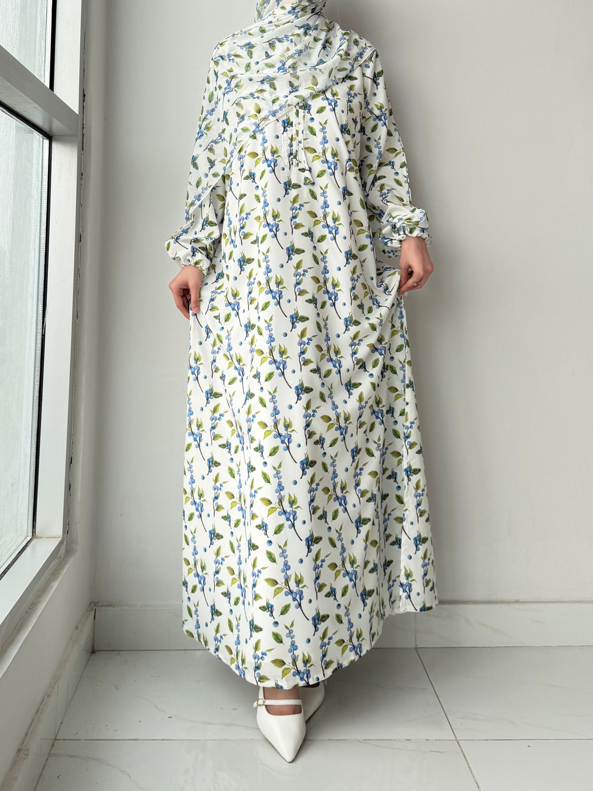 Berry Bloom Abaya by Al Deebaj, photo 6