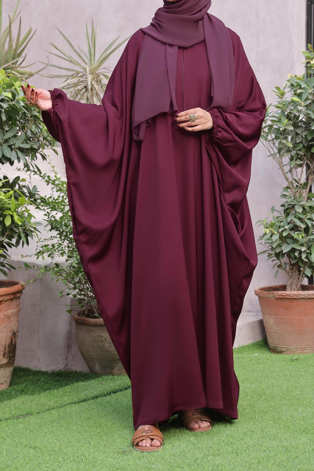 Eshaal Maroon Abaya by Al Deebaj, photo 3