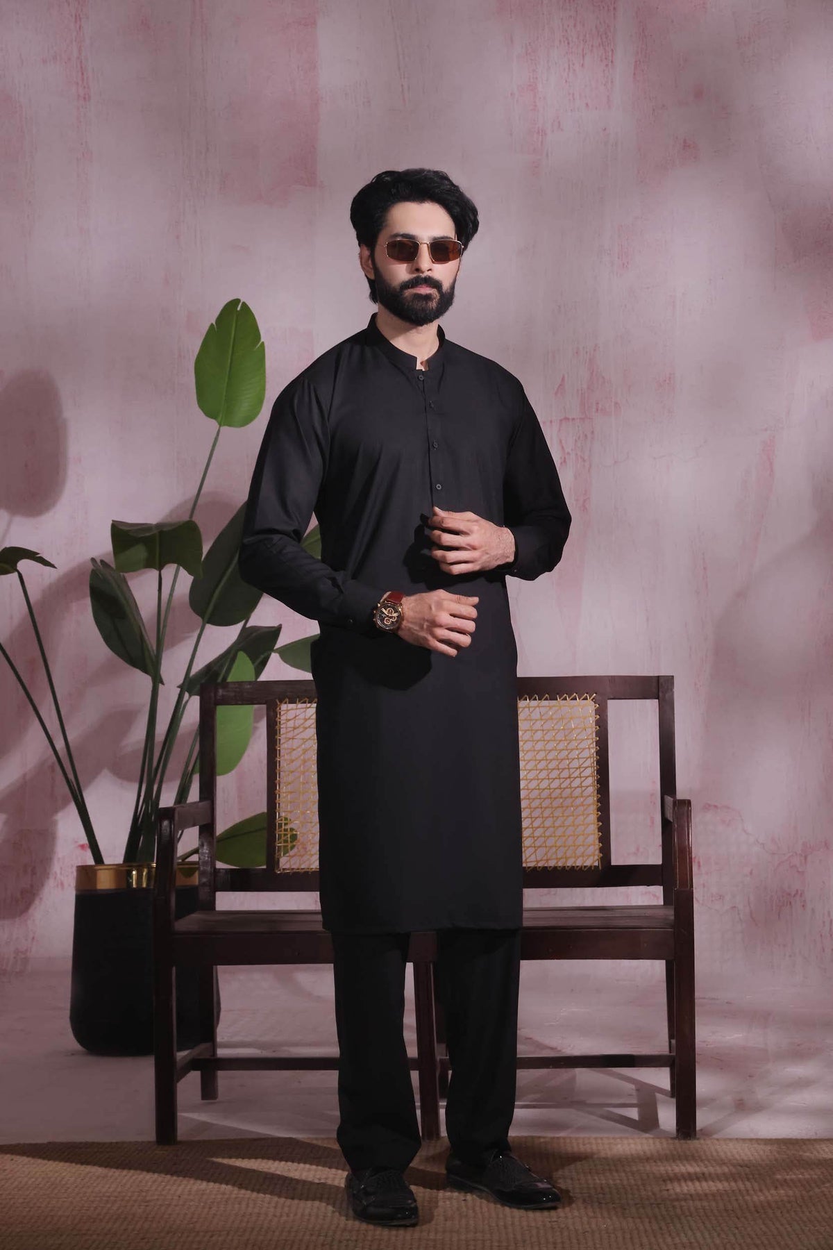 Black Self Kurta Pajama by Al Deebaj, photo 4