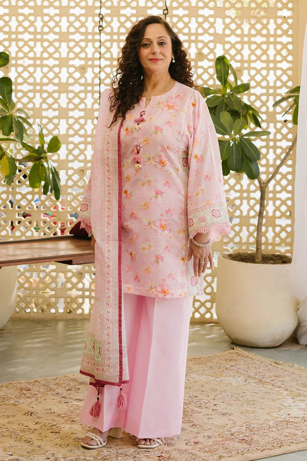 Gul Ahmed Lawn CL-52128A – Gul Ahmed 3-piece unstitched suit