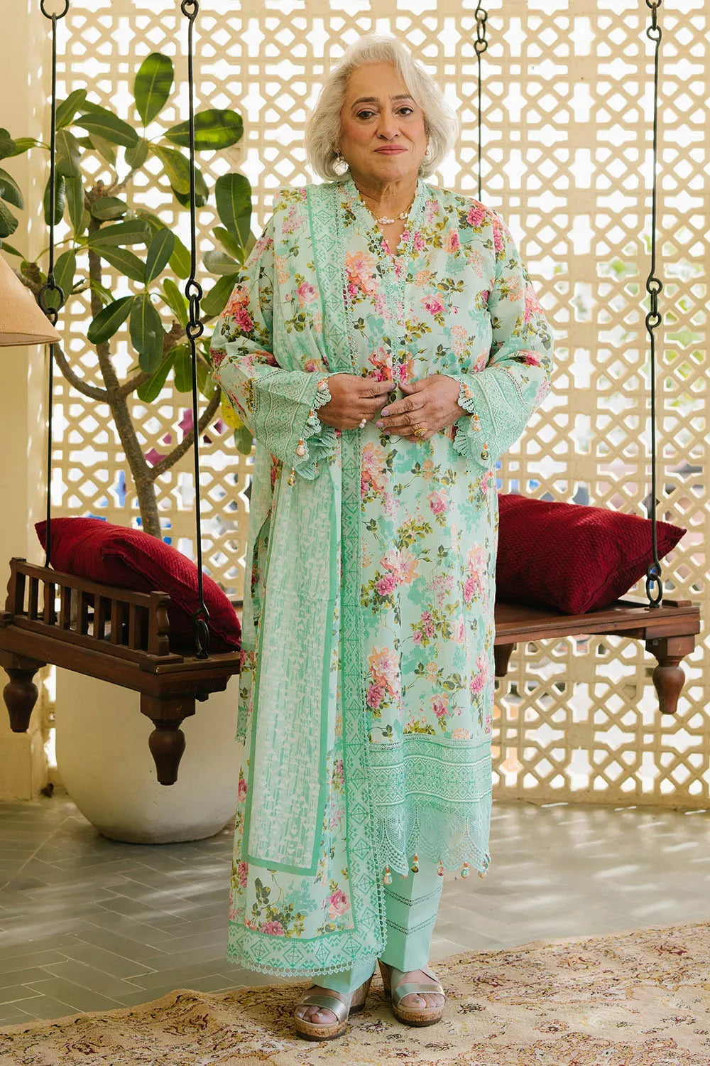 Gul Ahmed Lawn CL-52198A – Gul Ahmed 3-piece unstitched suit