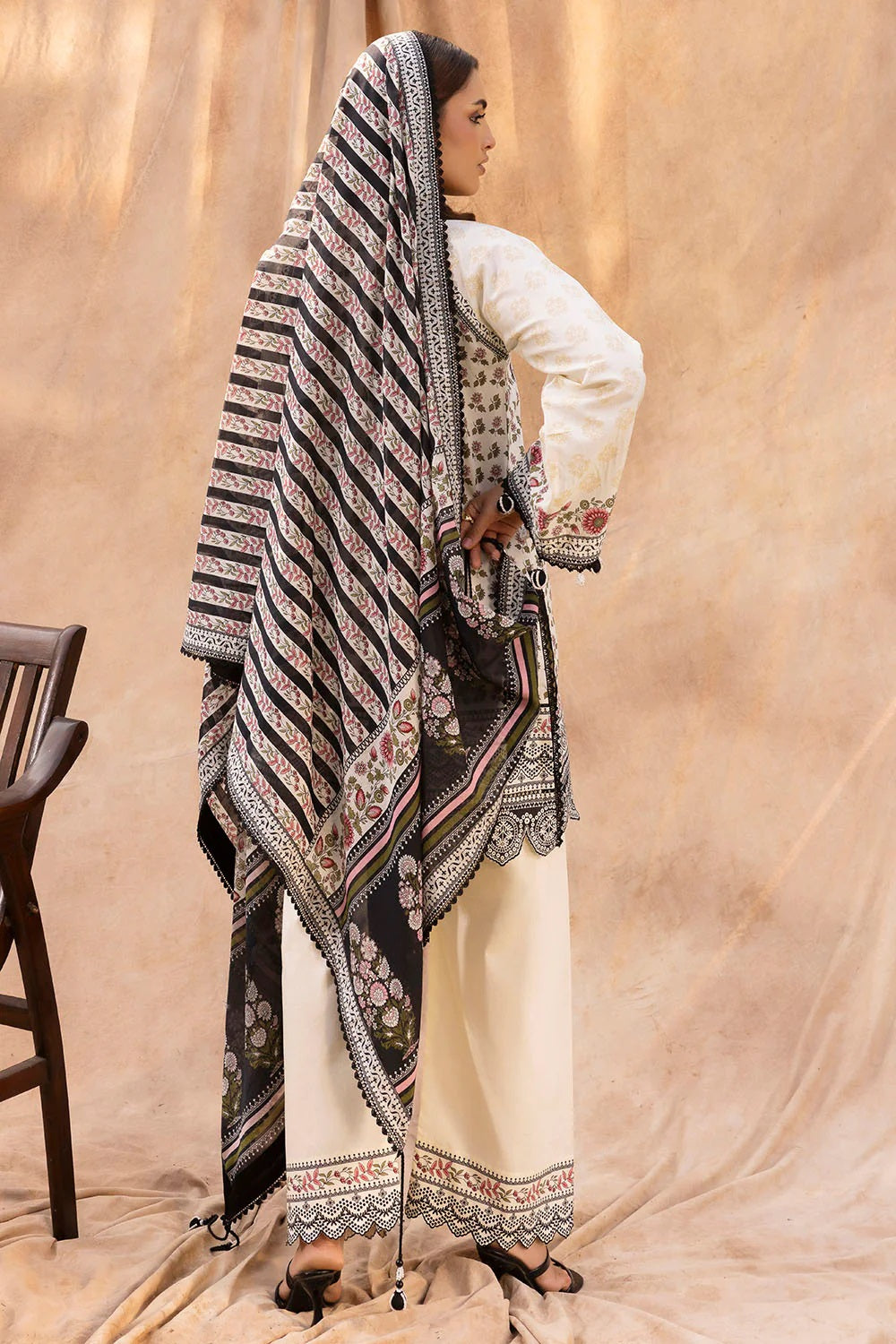 Gul Ahmed Lawn CL-62001, photo 2