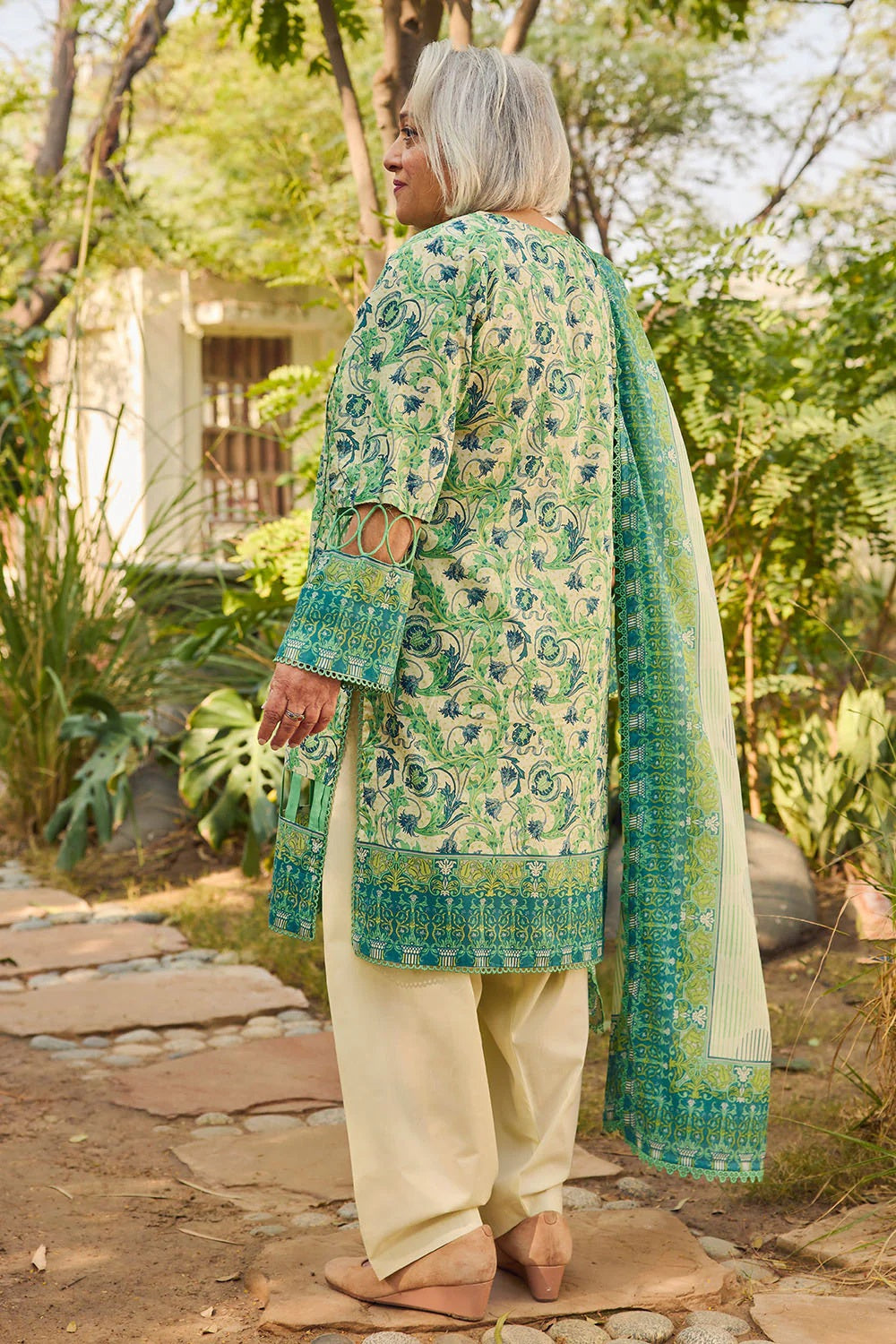 Gul Ahmed Lawn CL-62052A, photo 2