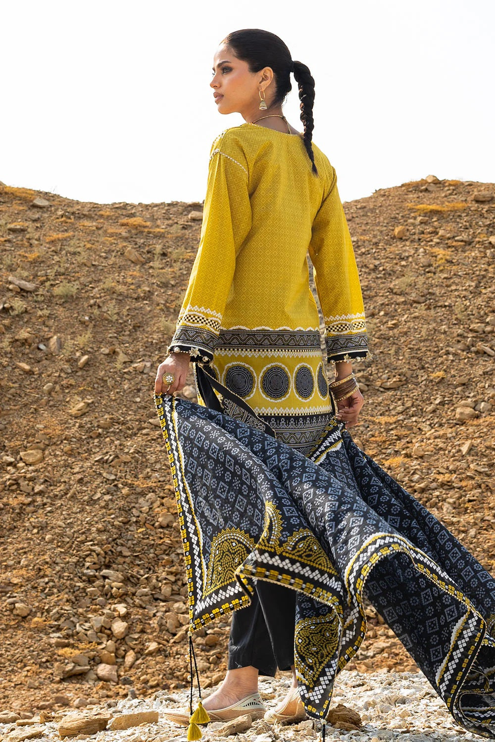 Gul Ahmed Lawn CL-62173B, photo 2