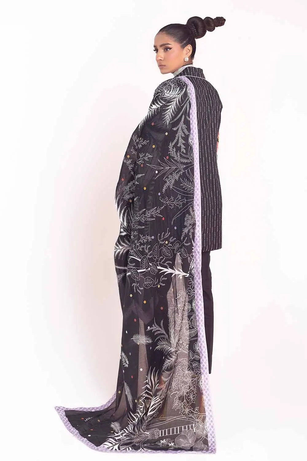 Gul Ahmed Lawn DN-42031, photo 3