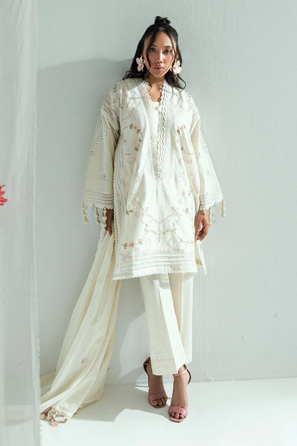 Gul Ahmed Lawn DN-62036 – Gul Ahmed 3-piece unstitched suit
