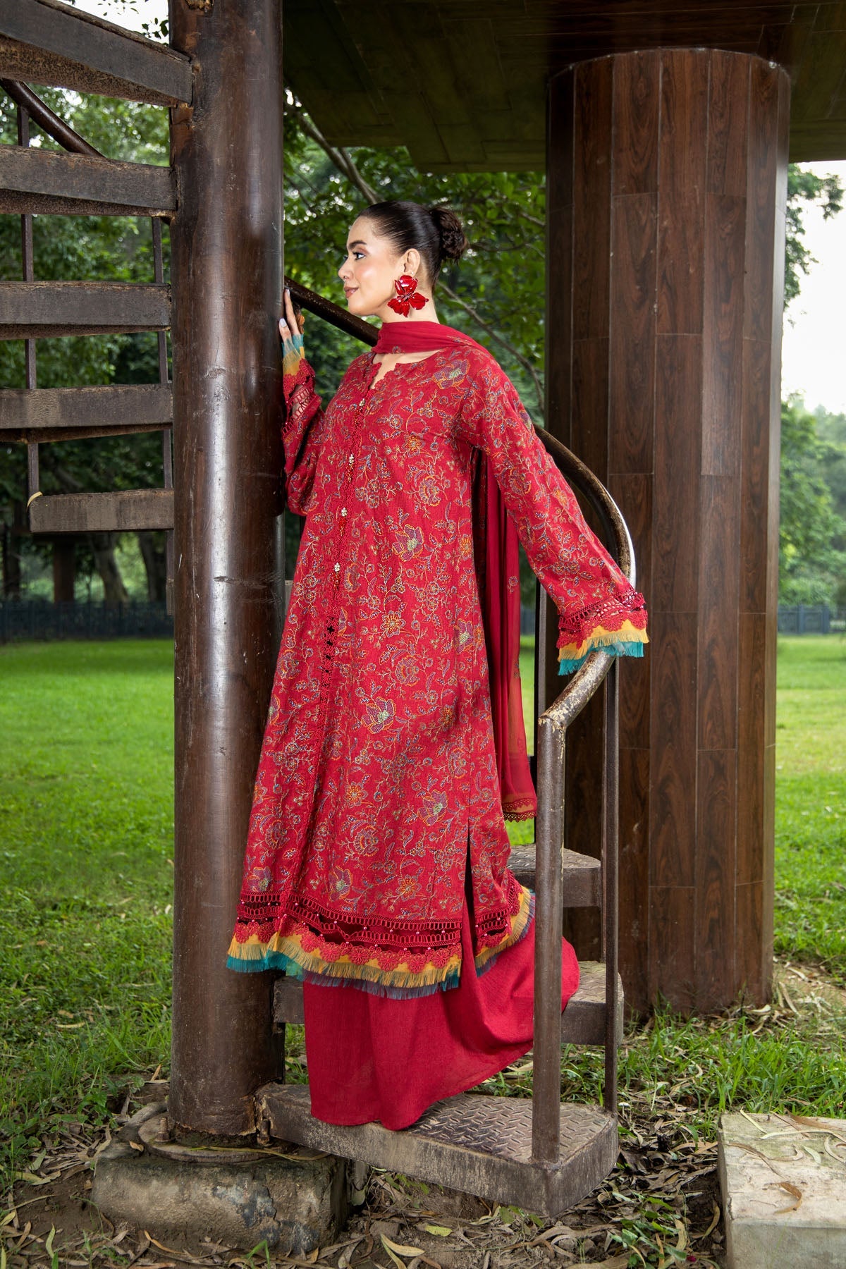 Embroidered Maroon Karandi Lawn 3-Piece Unstitched Suit by The Fabric Store, photo 4