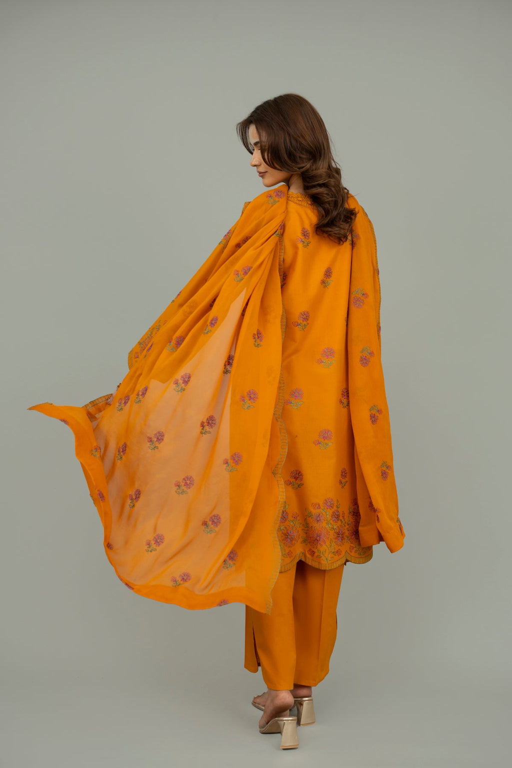 Embroidered Mustard Lawn 3-Piece Unstitched Suit by The Fabric Store, photo 3