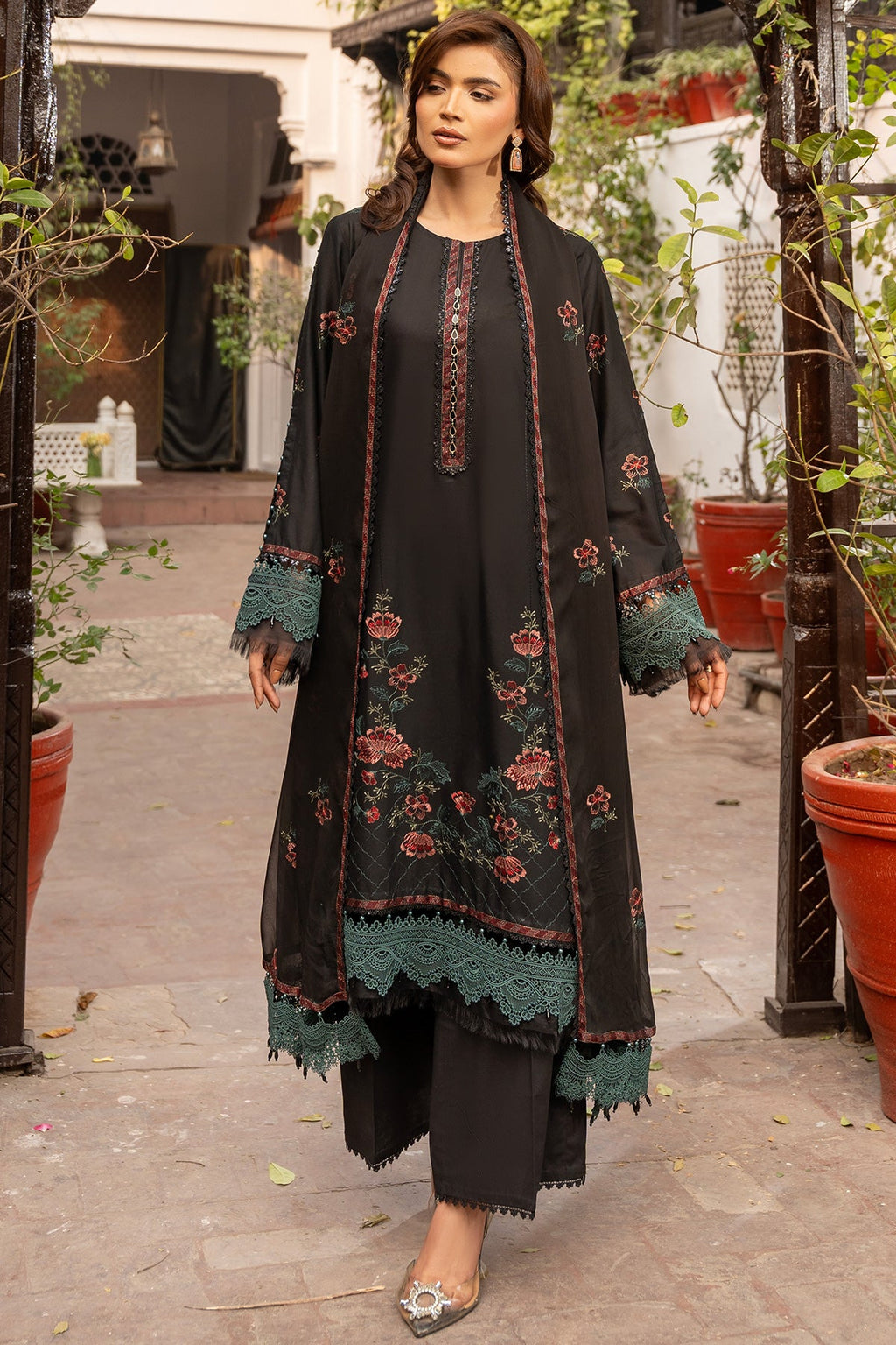 Embroidered Black Lawn 3-Piece Unstitched Suit by The Fabric Store, photo 3