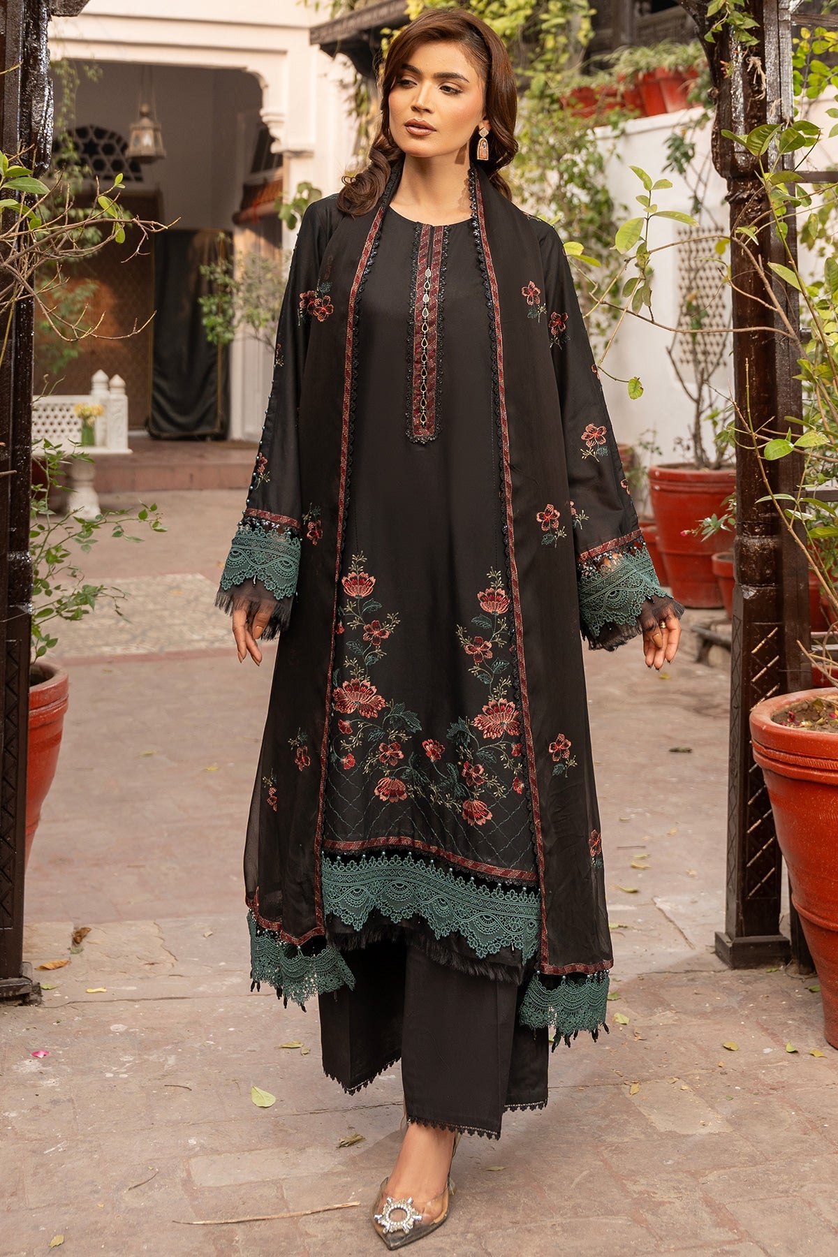 Embroidered Black Lawn 3-Piece Unstitched Suit by The Fabric Store, photo 3