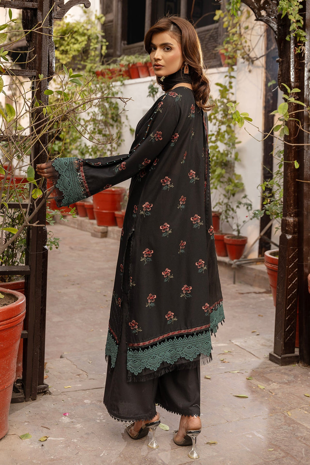 Embroidered Black Lawn 3-Piece Unstitched Suit by The Fabric Store, photo 2