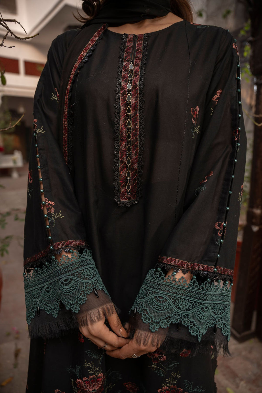 Embroidered Black Lawn 3-Piece Unstitched Suit by The Fabric Store, photo 7