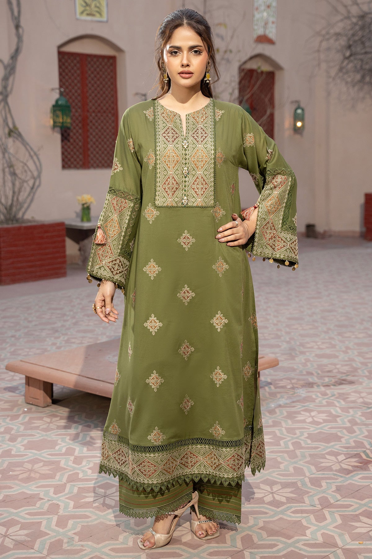 Embroidered Green Lawn 2-Piece Unstitched Suit by The Fabric Store
