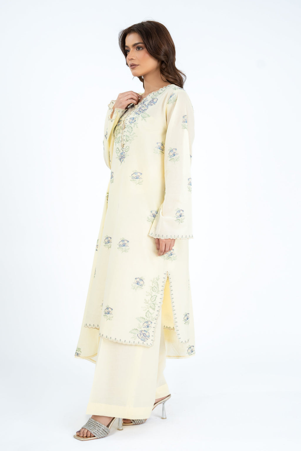 Embroidered Yellow Lawn 3-Piece Unstitched Suit by The Fabric Store, photo 3