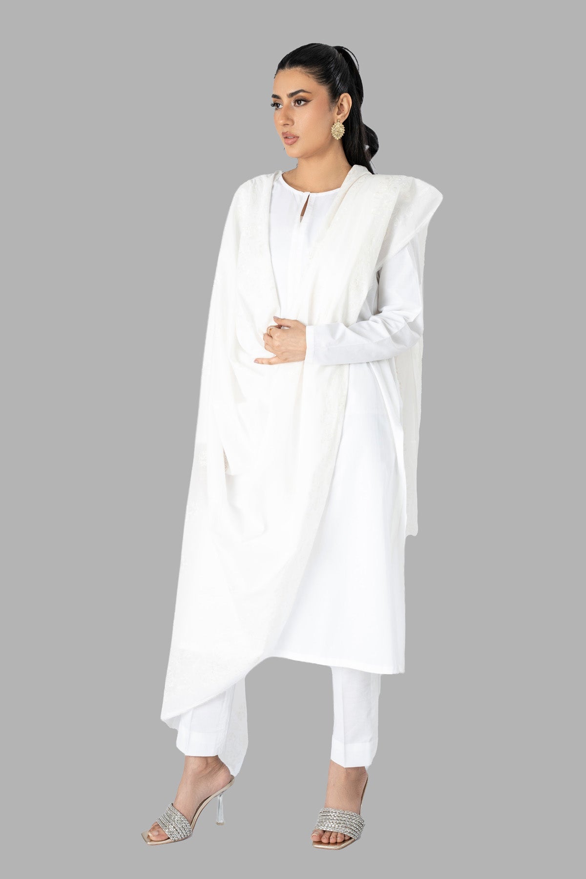Embroidered White Lawn Shawl by The Fabric Store, photo 3