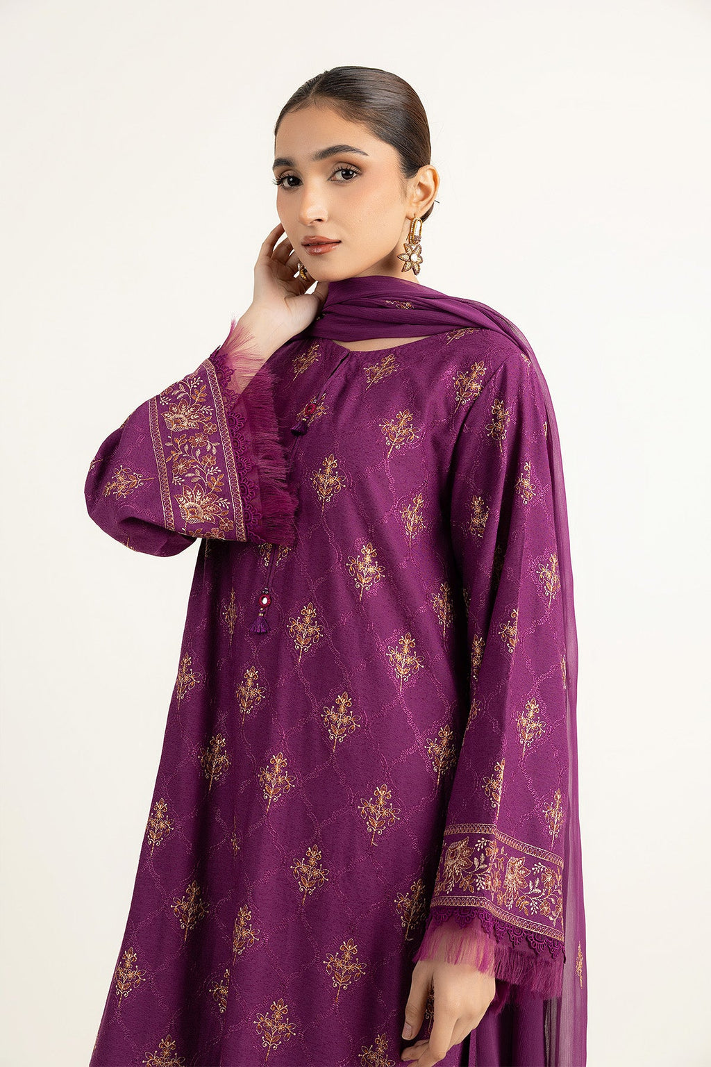 Embroidered Magenta Karandi Lawn 3-Piece Unstitched Suit by The Fabric Store, photo 4