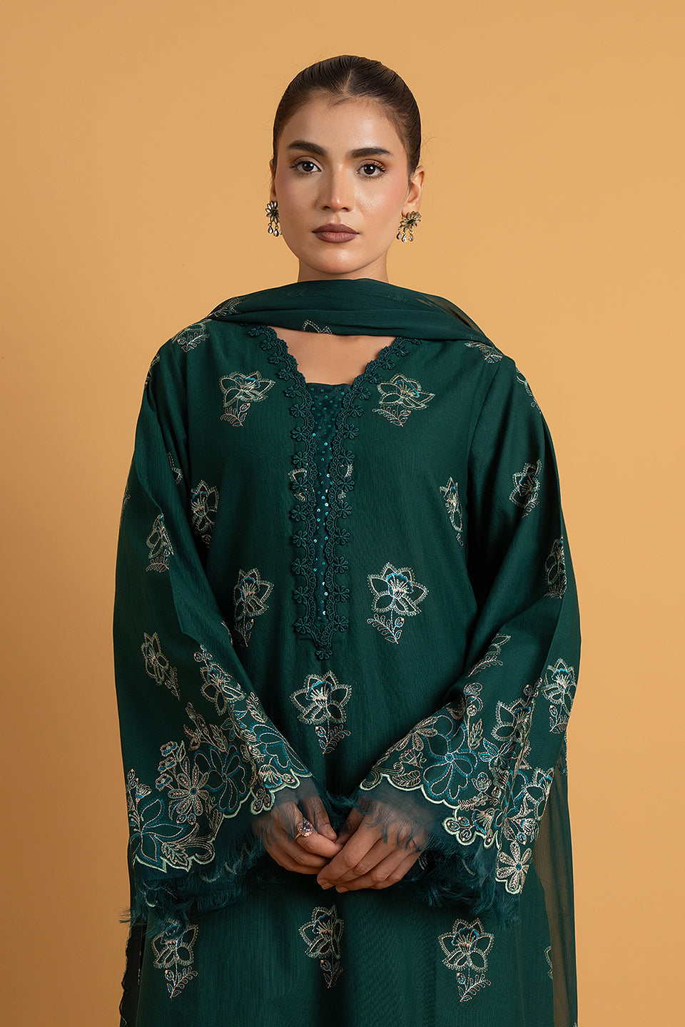 Embroidered Teal Slub Khaddar 3-Piece Unstitched Suit by The Fabric Store, photo 3