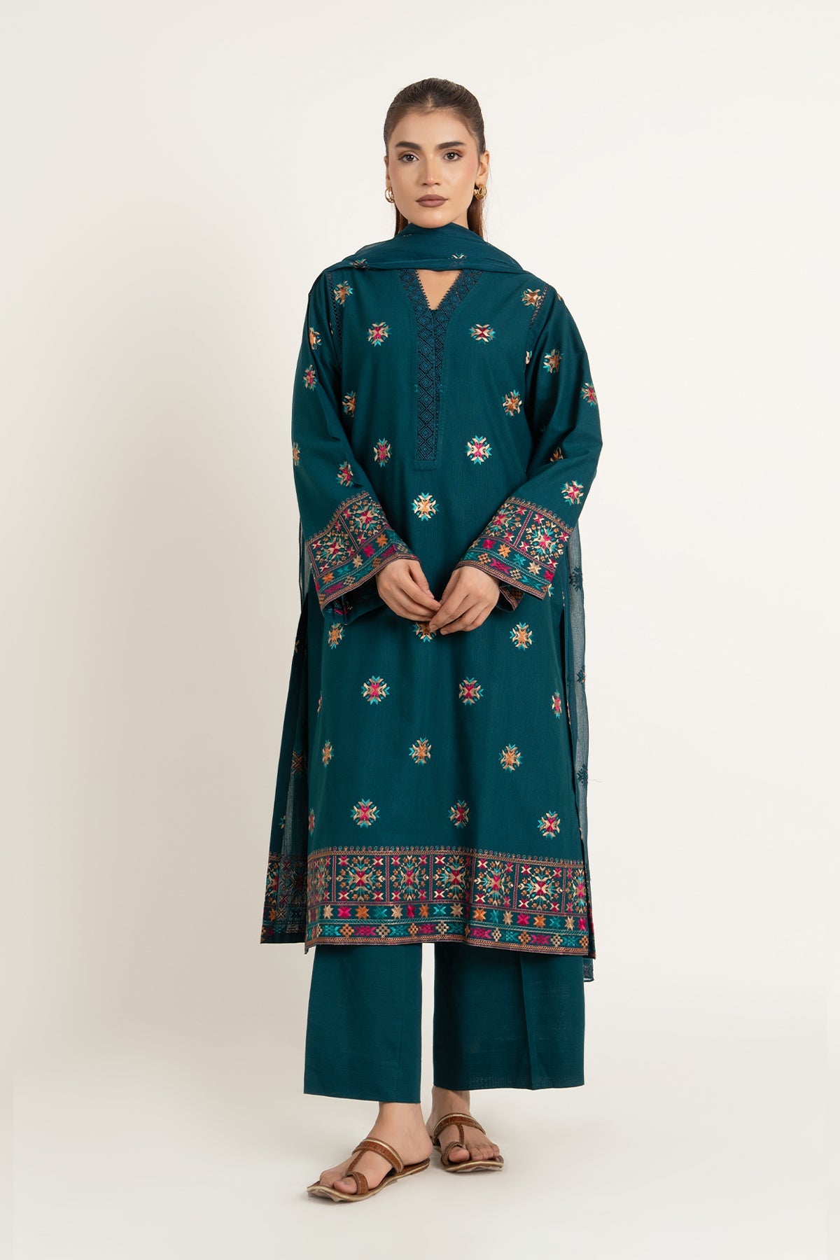 Embroidered Teal Slub Khaddar 3-Piece Unstitched Suit by The Fabric Store