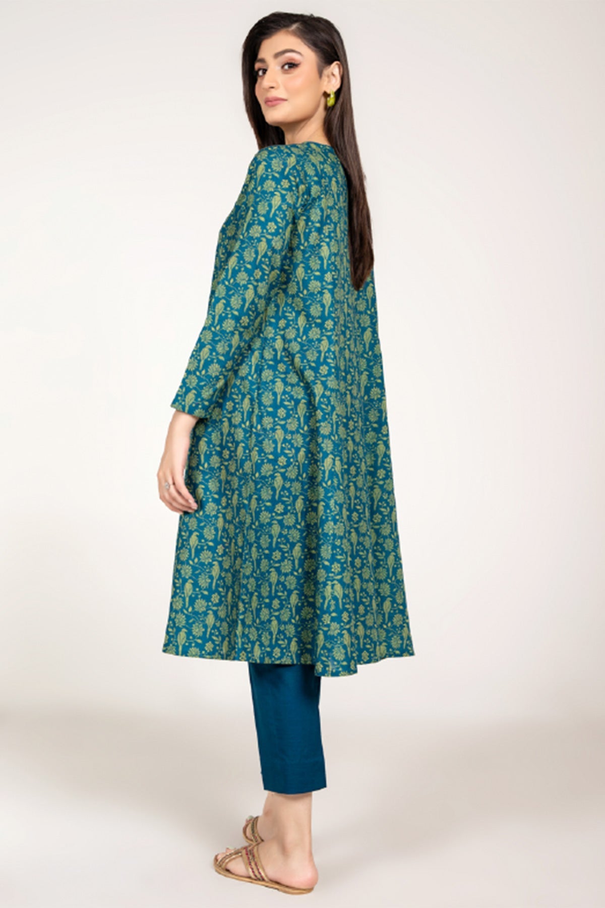 Printed Blue Slub Khaddar Pret Shirt by The Fabric Store, photo 3