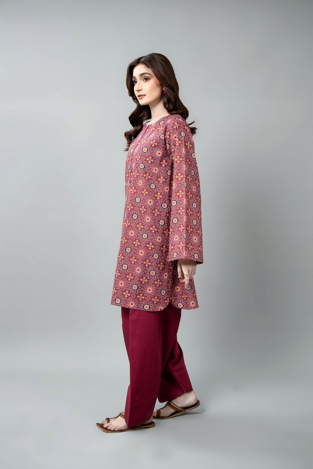 Printed Maroon Slub Khaddar 2-Piece Unstitched Suit by The Fabric Store, photo 3
