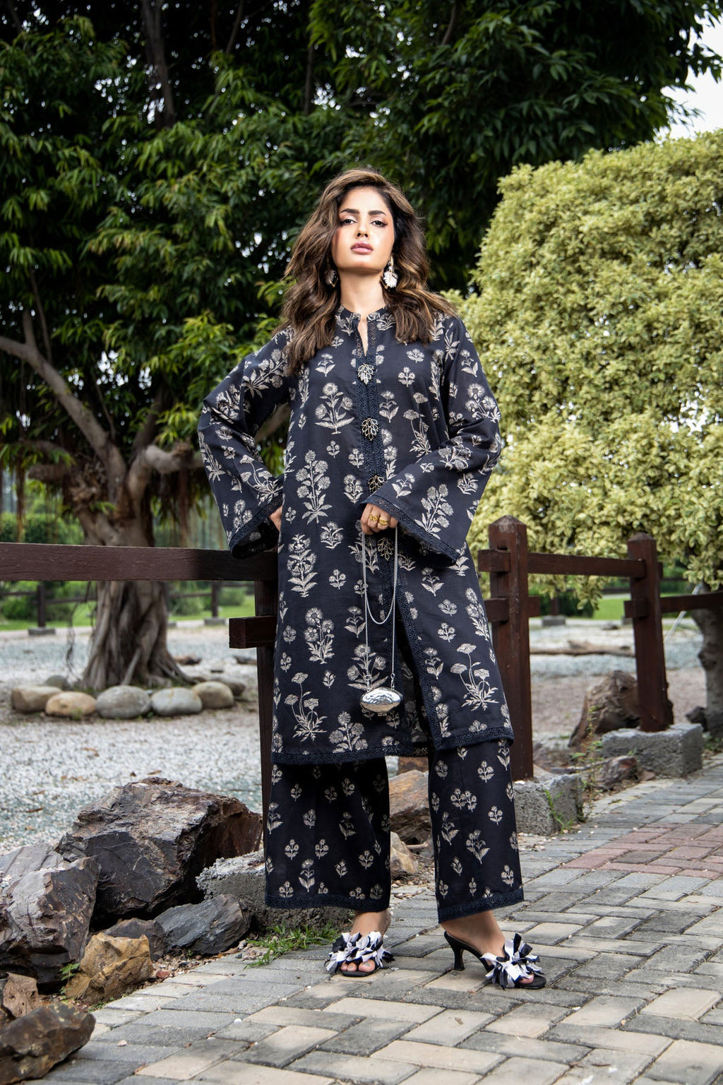 Printed Black Slub Khaddar 2-Piece Unstitched Suit by The Fabric Store, photo 6