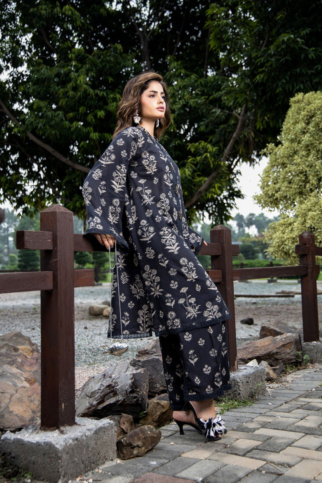 Printed Black Slub Khaddar 2-Piece Unstitched Suit by The Fabric Store, photo 5
