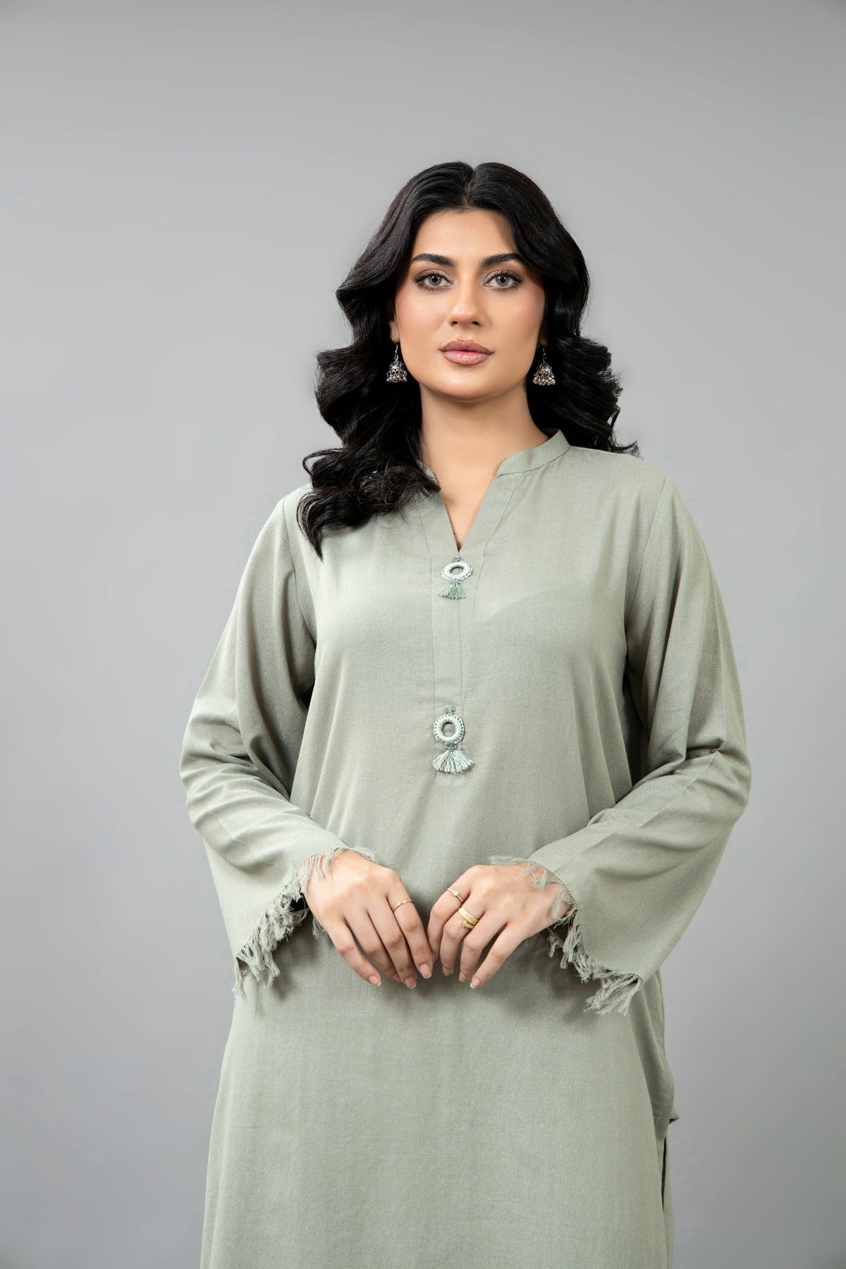 L Green Karandi Lawn 2-Piece Pret Suit by The Fabric Store, photo 4