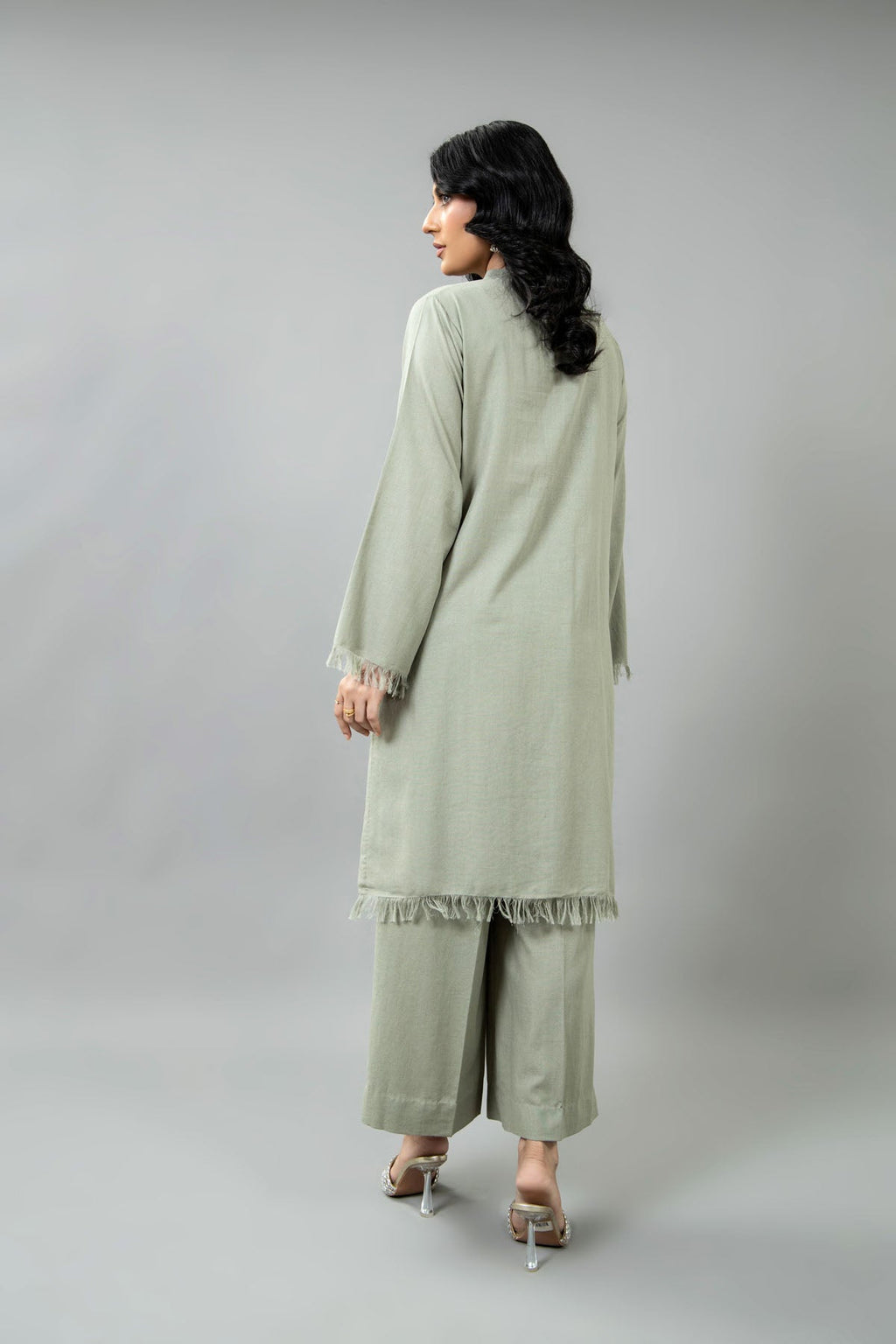 L Green Karandi Lawn 2-Piece Pret Suit by The Fabric Store, photo 2