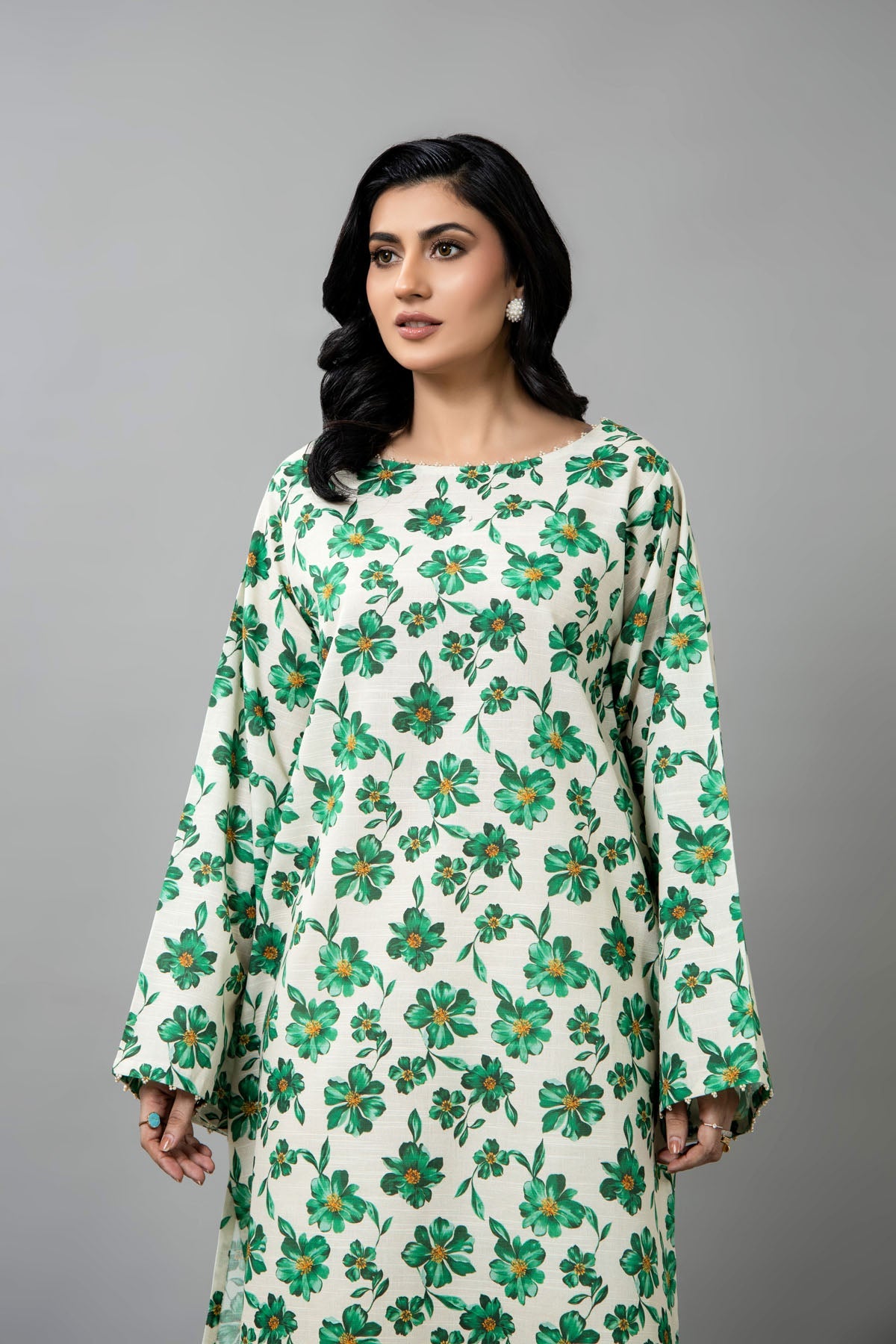 Printed Green Slub Khaddar Unstitched Shirt by The Fabric Store, photo 4