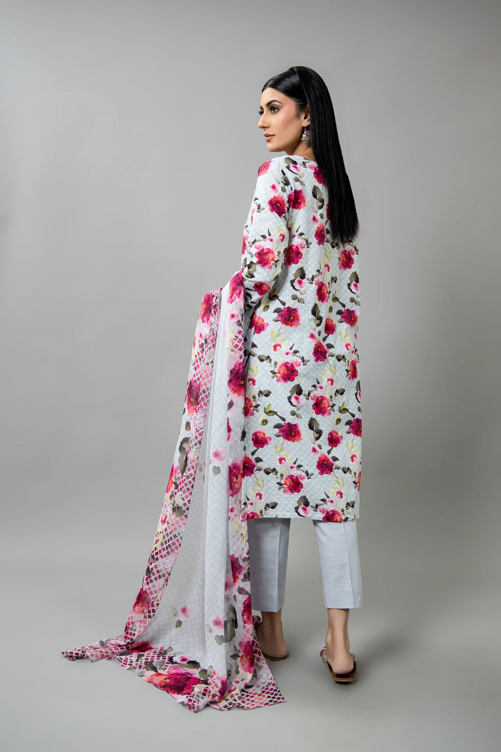 Printed Grey Slub Khaddar 3-Piece Unstitched Suit by The Fabric Store, photo 2