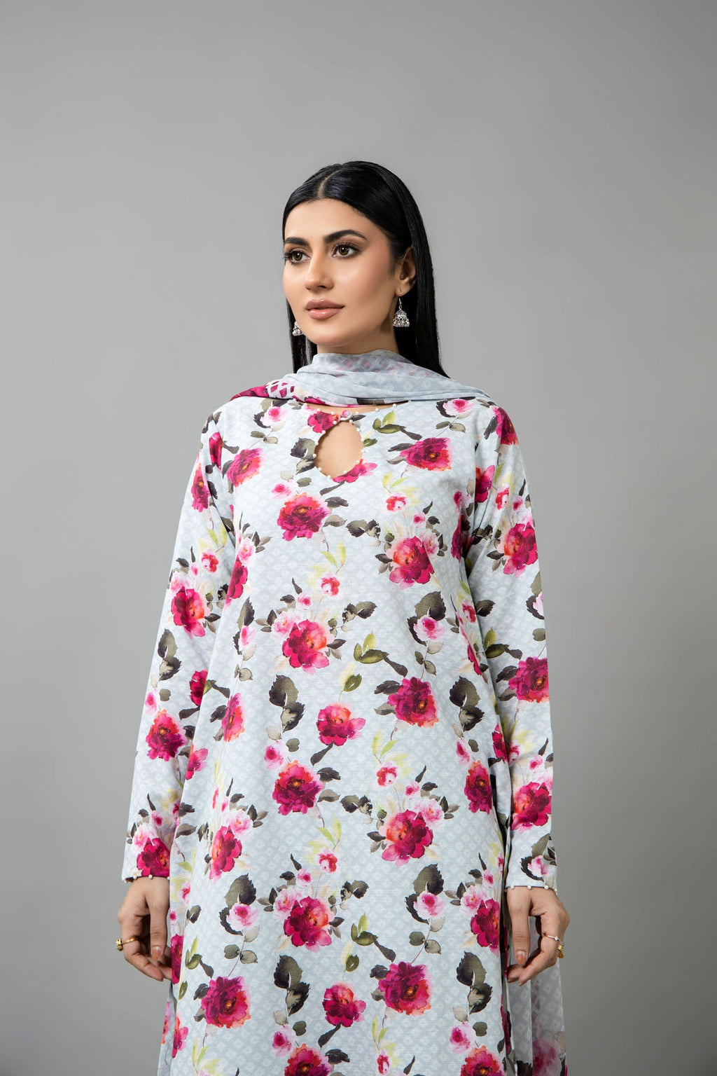 Printed Grey Slub Khaddar 3-Piece Unstitched Suit by The Fabric Store, photo 3