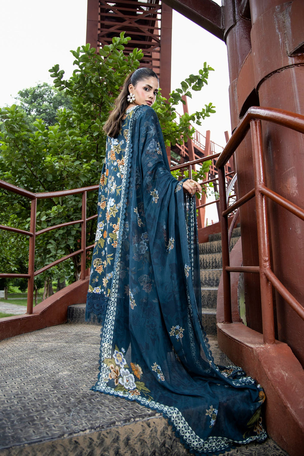 Printed Teal Slub Khaddar 3-Piece Unstitched Suit by The Fabric Store, photo 4