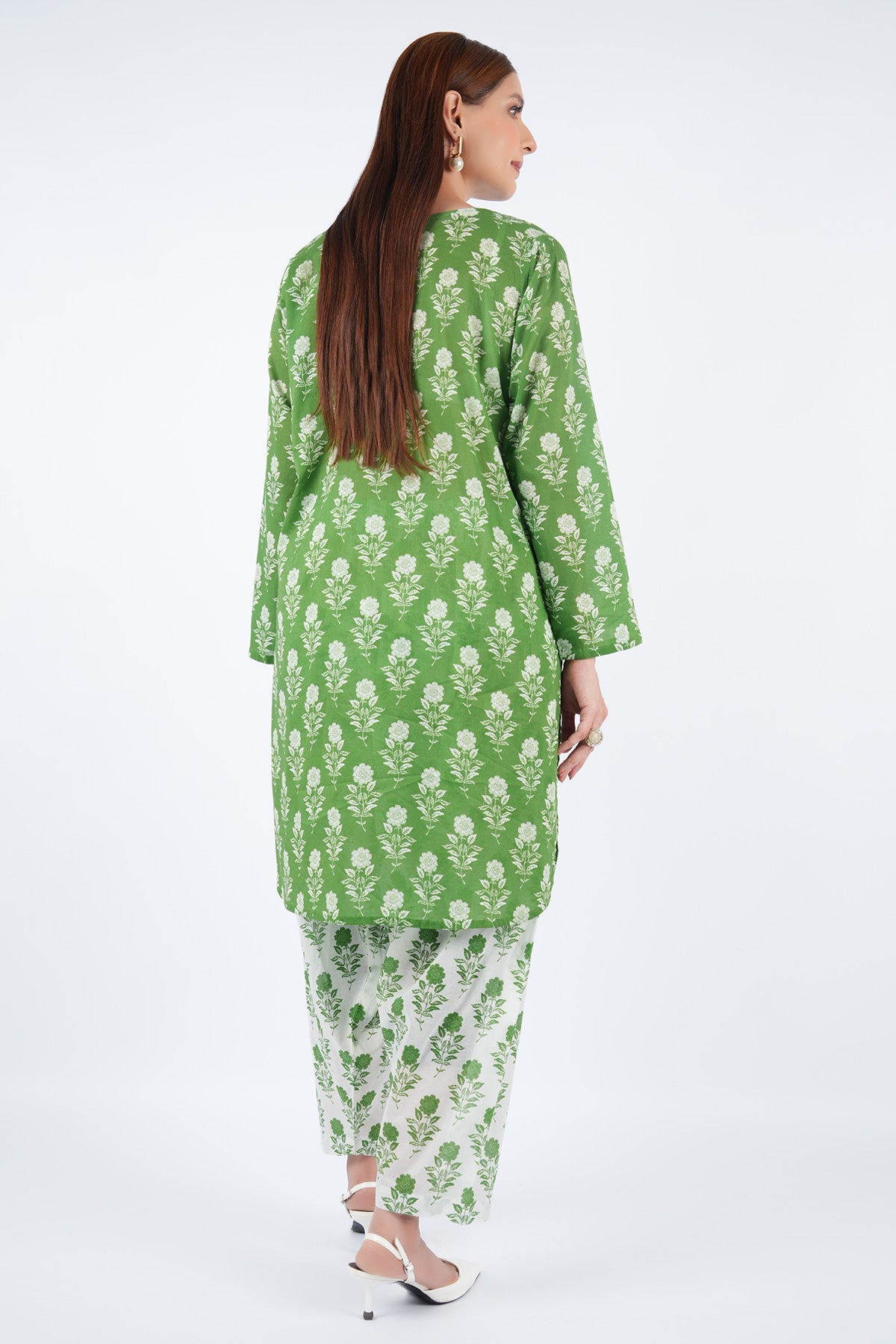 Printed Green Lawn 2-Piece Pret Suit by The Fabric Store, photo 2