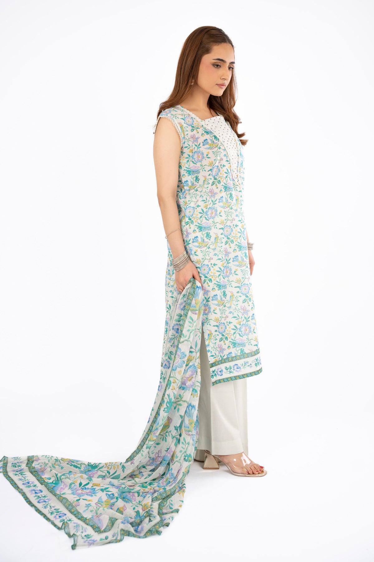 Printed White Lawn 3-Piece Unstitched Suit by The Fabric Store, photo 4