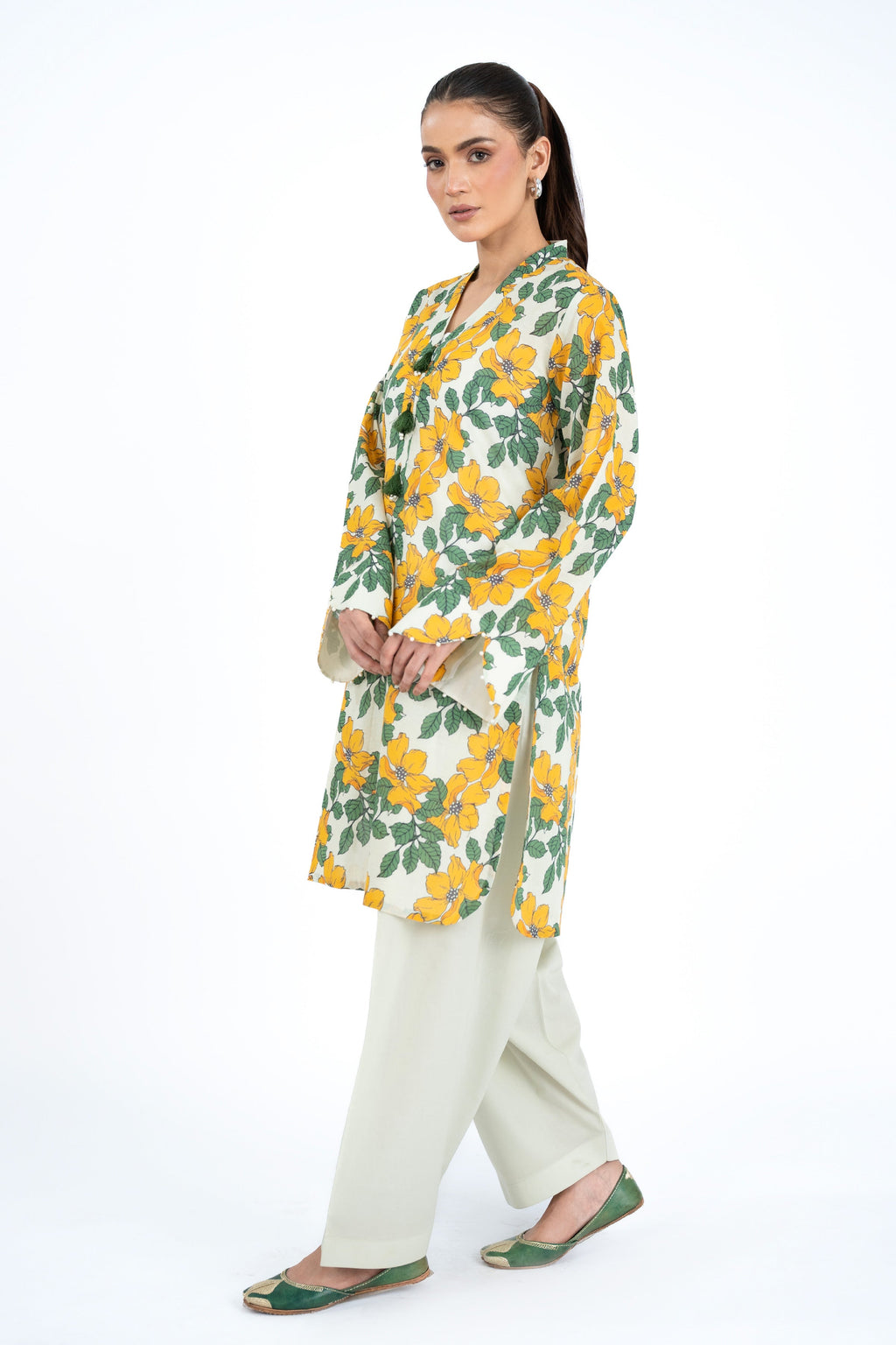 Printed O White Lawn Unstitched Shirt by The Fabric Store, photo 3