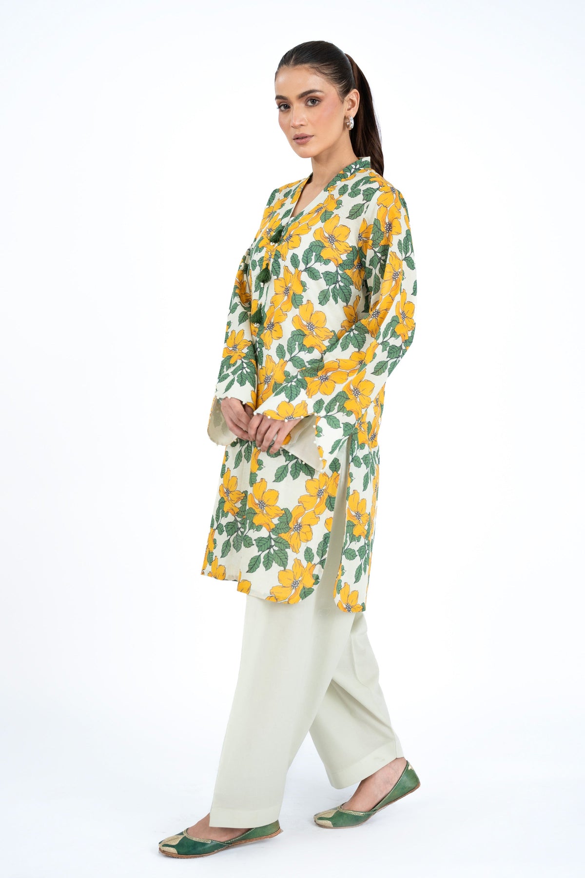 Printed O White Lawn Unstitched Shirt by The Fabric Store, photo 3