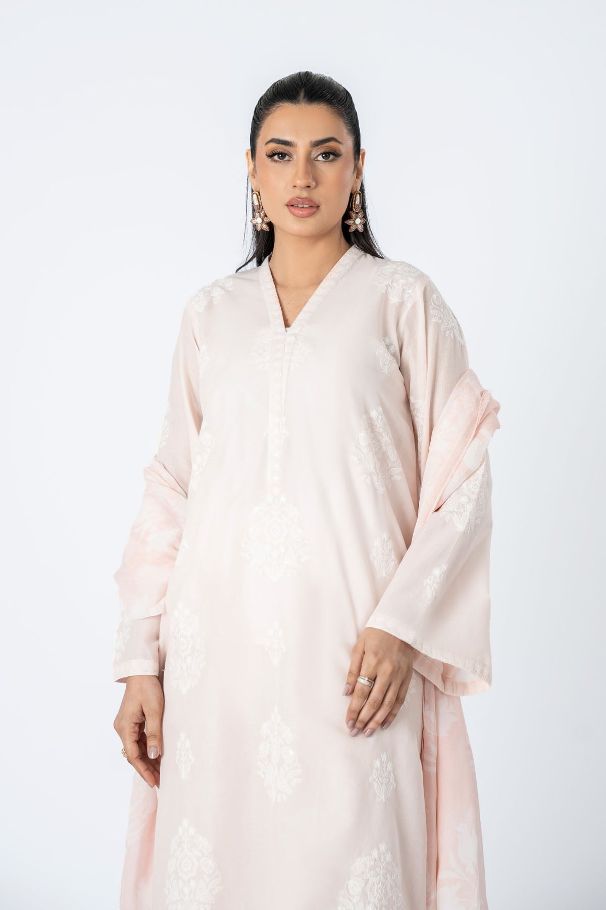 Embroidered & Embellished Peach Lawn 3-Piece Pret Suit by The Fabric Store, photo 3