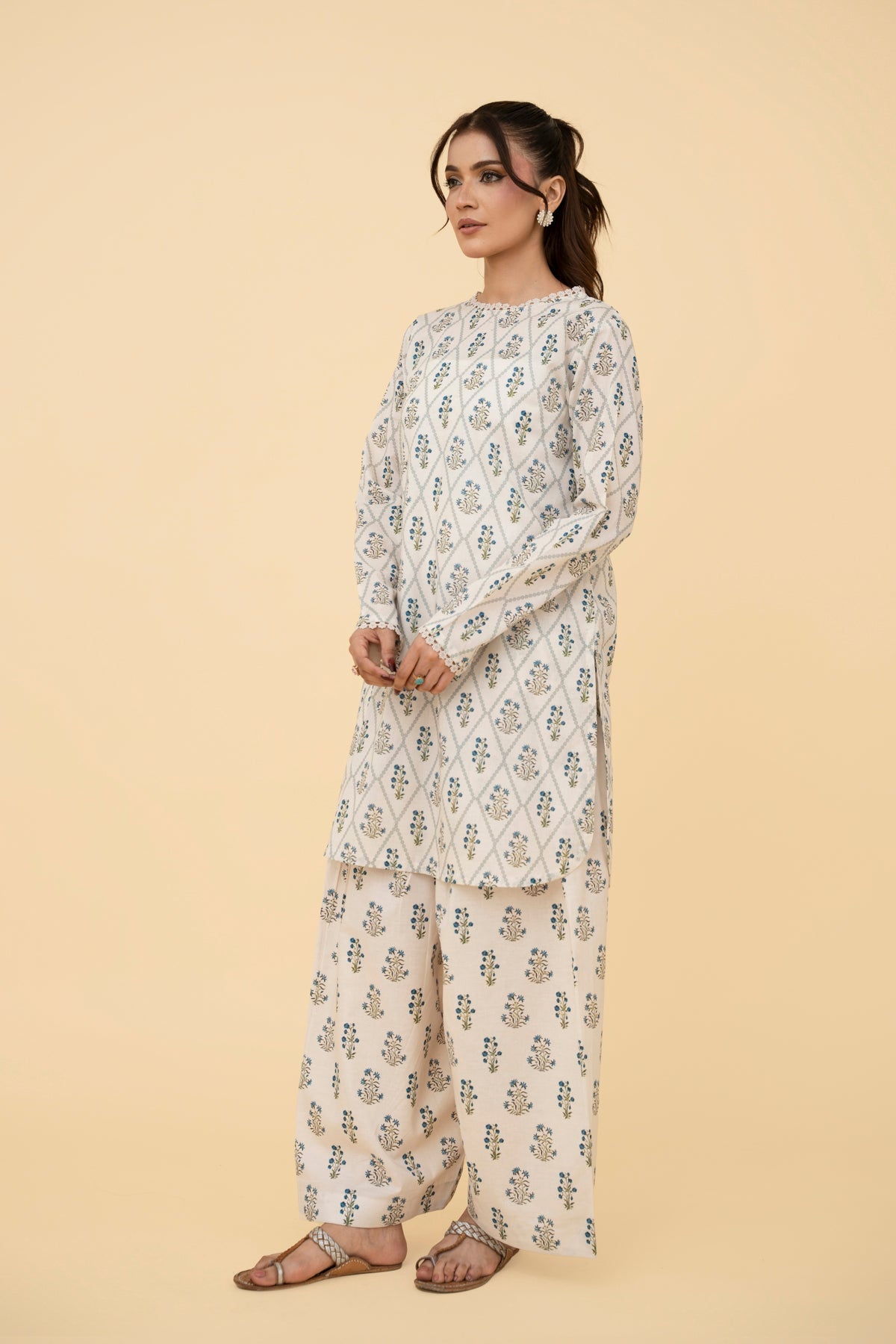 Printed Beige Lawn 2-Piece Unstitched Suit by The Fabric Store, photo 3