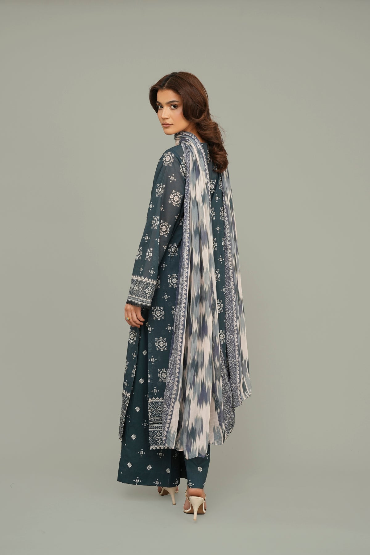 Printed Blue Lawn 3-Piece Unstitched Suit by The Fabric Store, photo 3