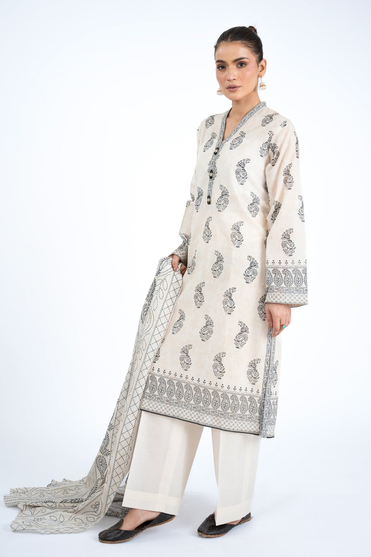 Printed Beige Lawn 3-Piece Unstitched Suit by The Fabric Store, photo 4