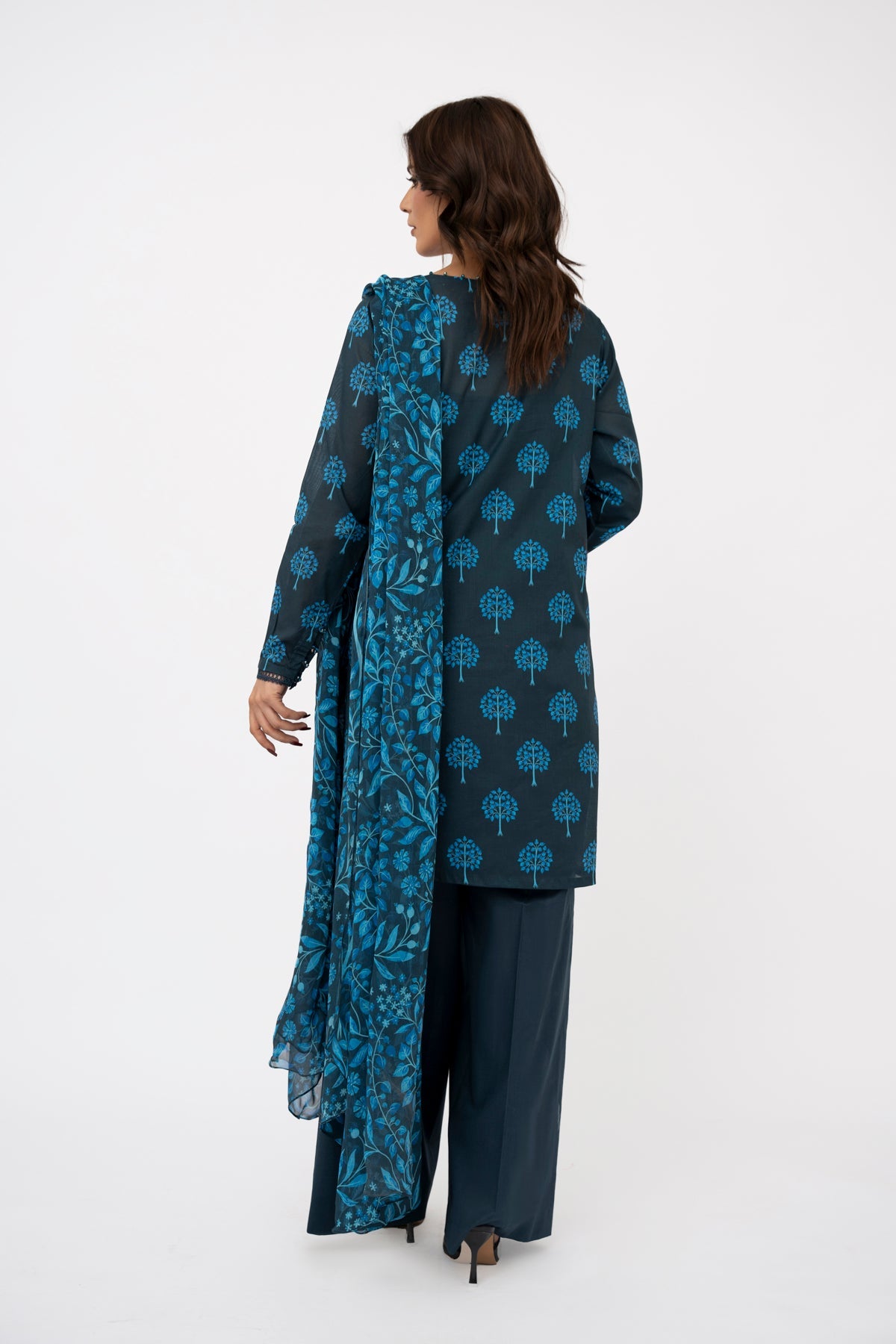 Printed Blue Lawn 3-Piece Unstitched Suit by The Fabric Store, photo 4