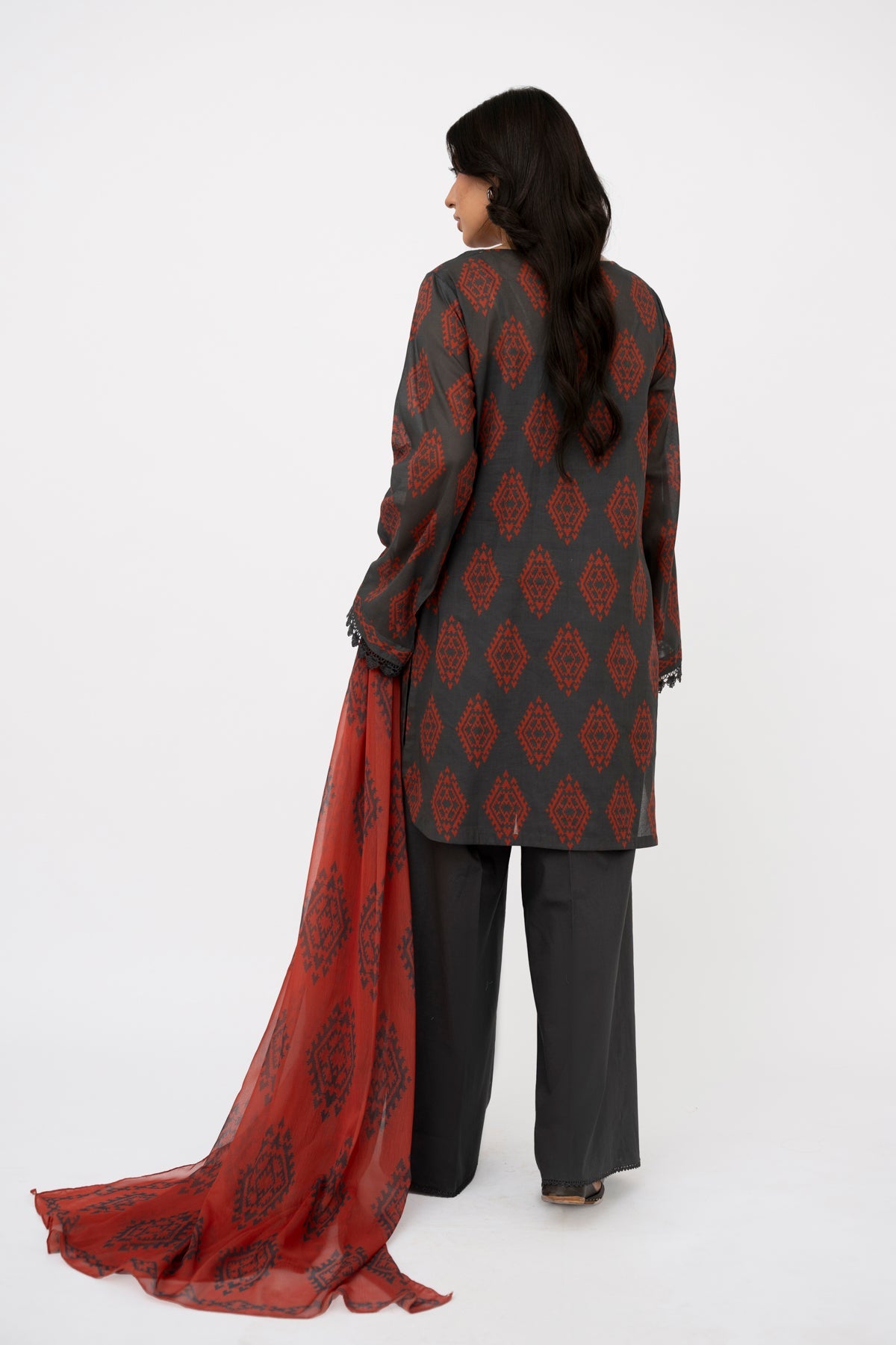Printed Black Lawn 3-Piece Unstitched Suit by The Fabric Store, photo 4