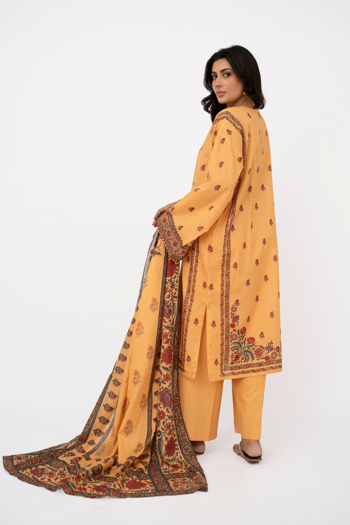 Printed Yellow Lawn 3-Piece Unstitched Suit by The Fabric Store, photo 4