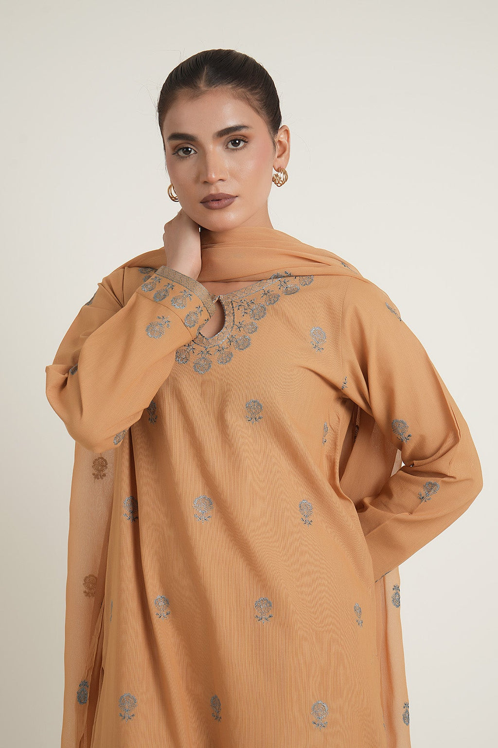 Embroidered Beige Slub Khaddar 3-Piece Pret Suit by The Fabric Store, photo 3
