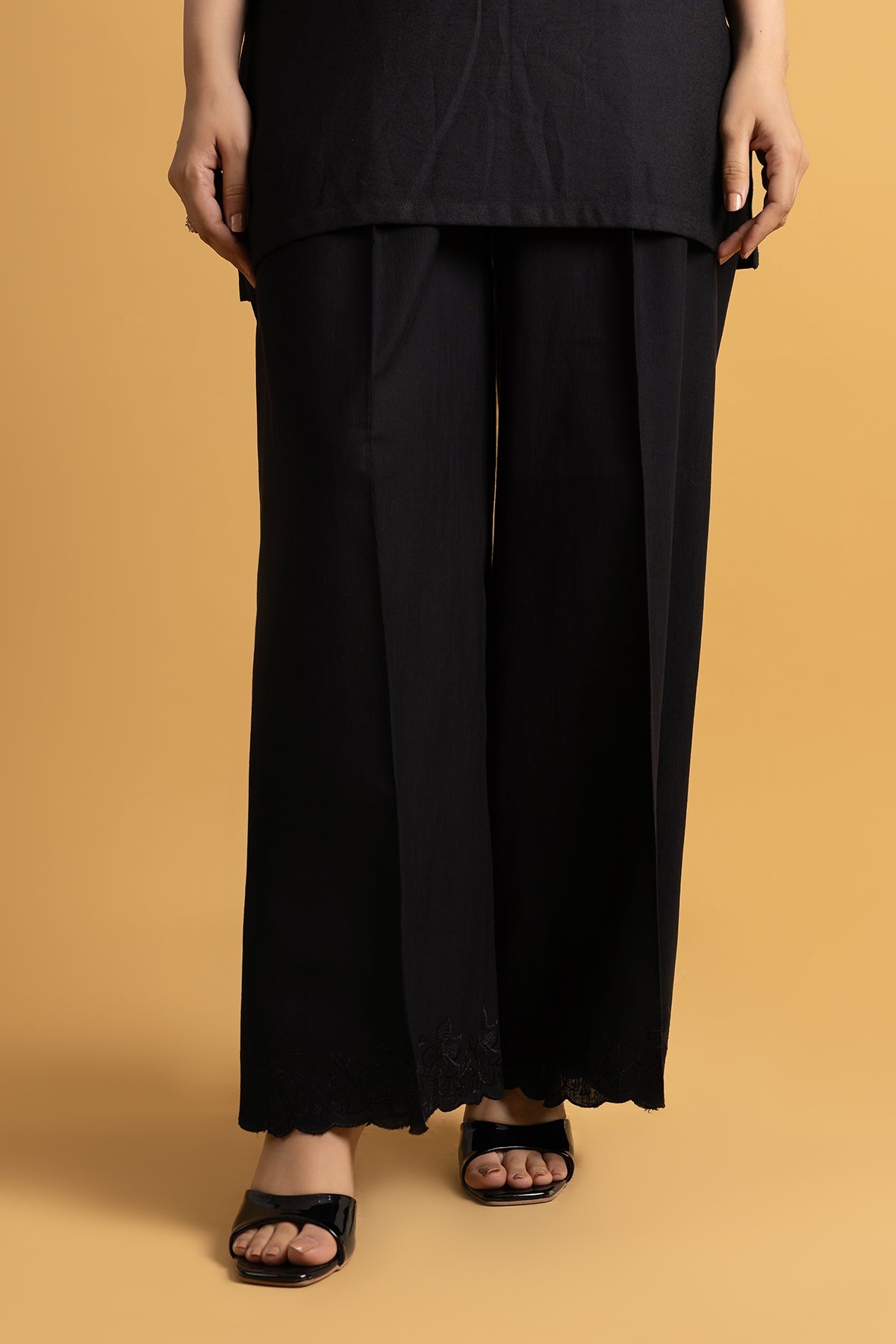 Embroidered Black Slub Khaddar Pret Shirt by The Fabric Store, photo 2
