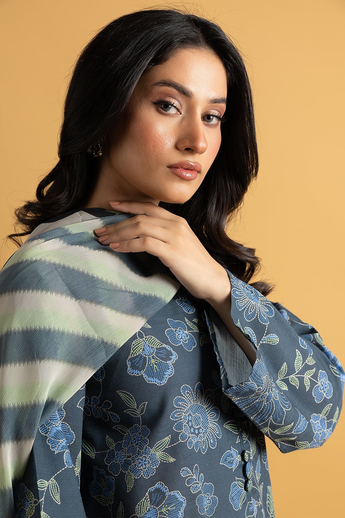 Printed Blue Slub Khaddar 3-Piece Pret Suit by The Fabric Store, photo 4