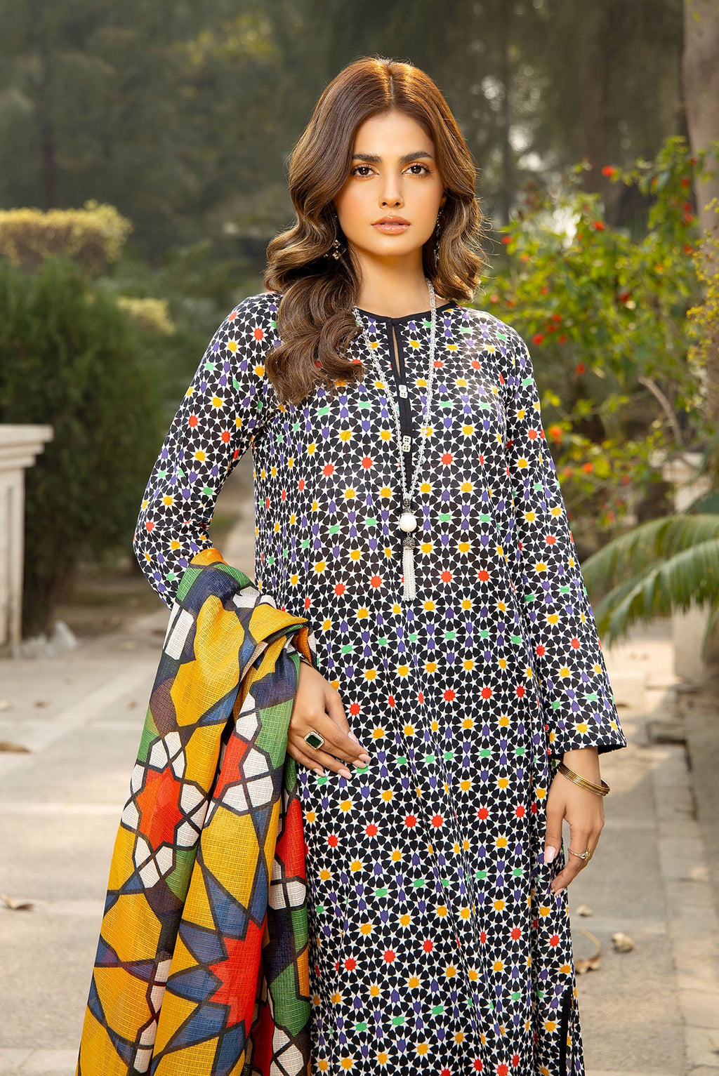 Printed Black Lawn 2-Piece Pret Suit by The Fabric Store, photo 2