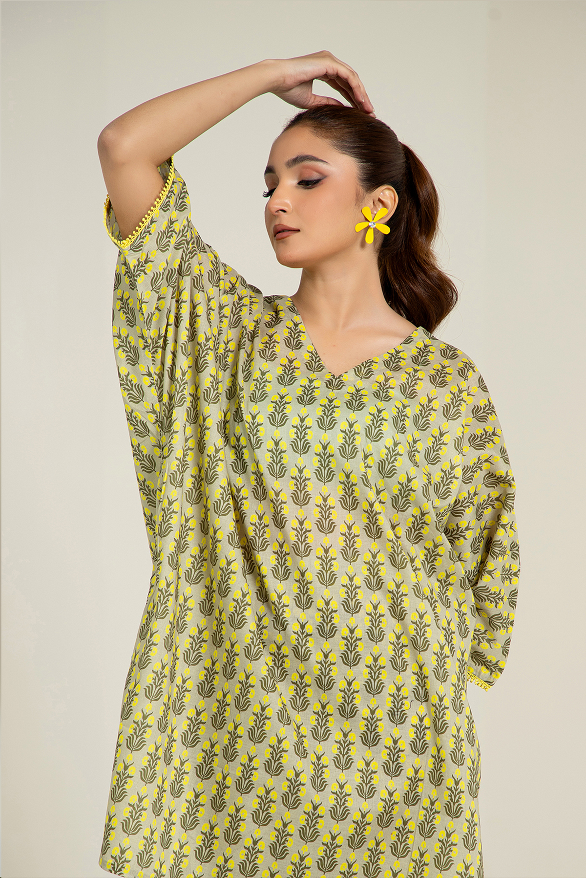 Printed Grey Lawn 2-Piece Pret Suit by The Fabric Store, photo 4