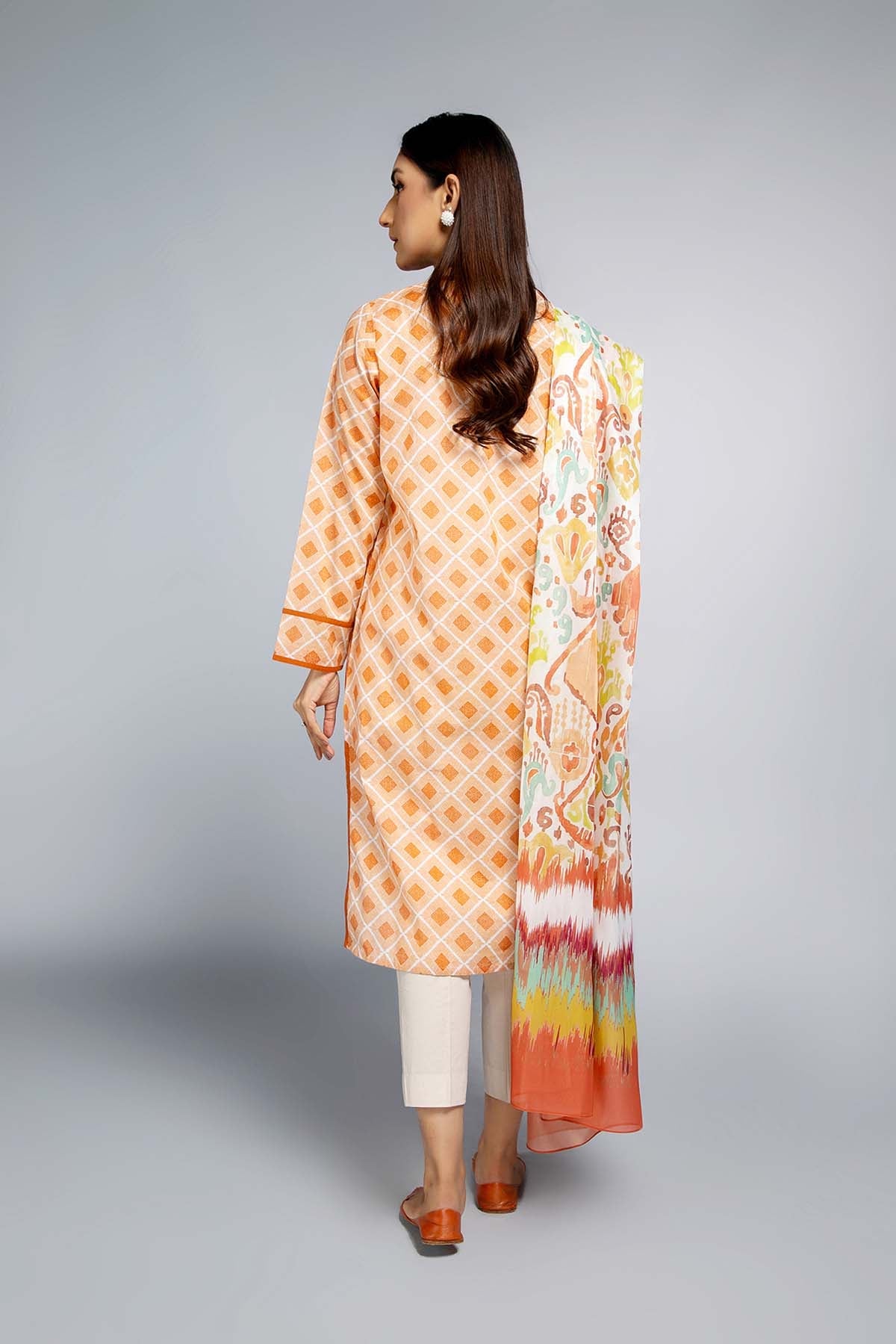 Printed Peach Lawn 2-Piece Pret Suit by The Fabric Store, photo 2