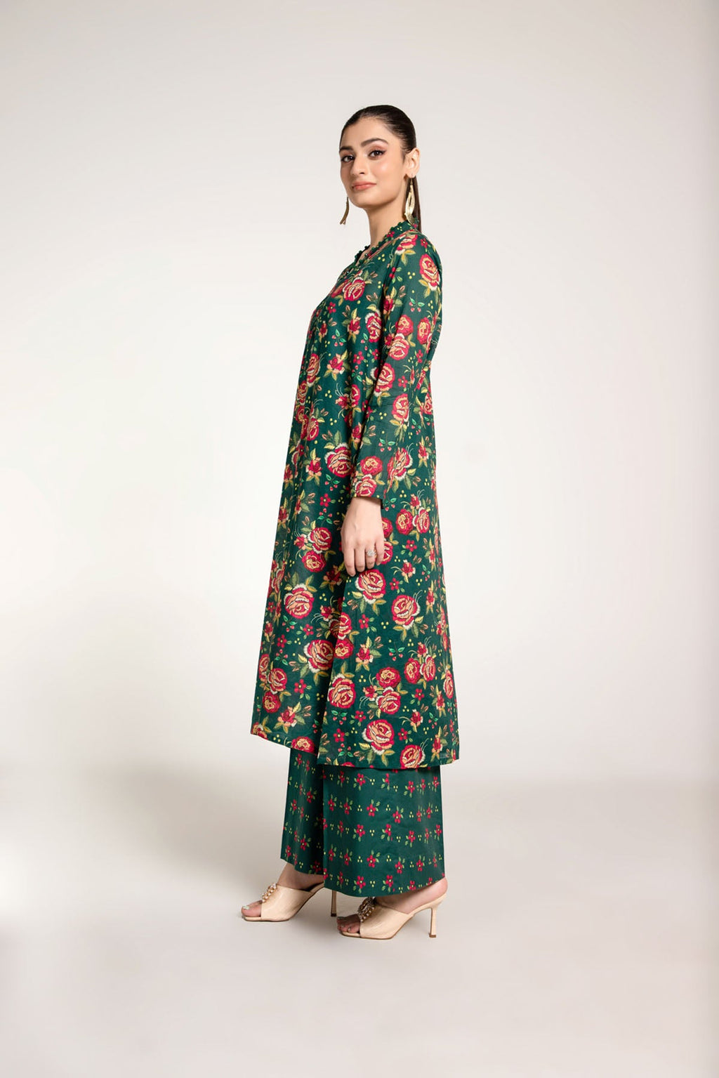 Printed Green Lawn 2-Piece Unstitched Suit by The Fabric Store, photo 3
